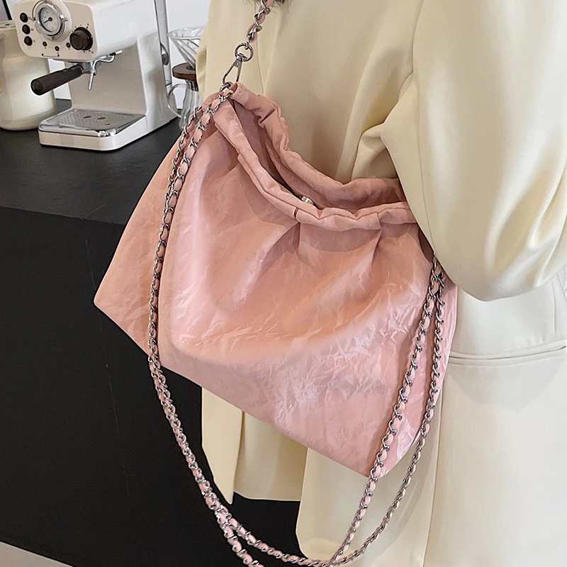High-End Feeling Big Bag 2025 New Style Trendy Fashion All-Match Texture Shoulder Bag Large-Capacity Commuter Hand