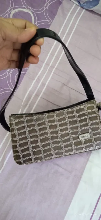 HANDBAG (pre love) rate 9/10✨✨✨✨