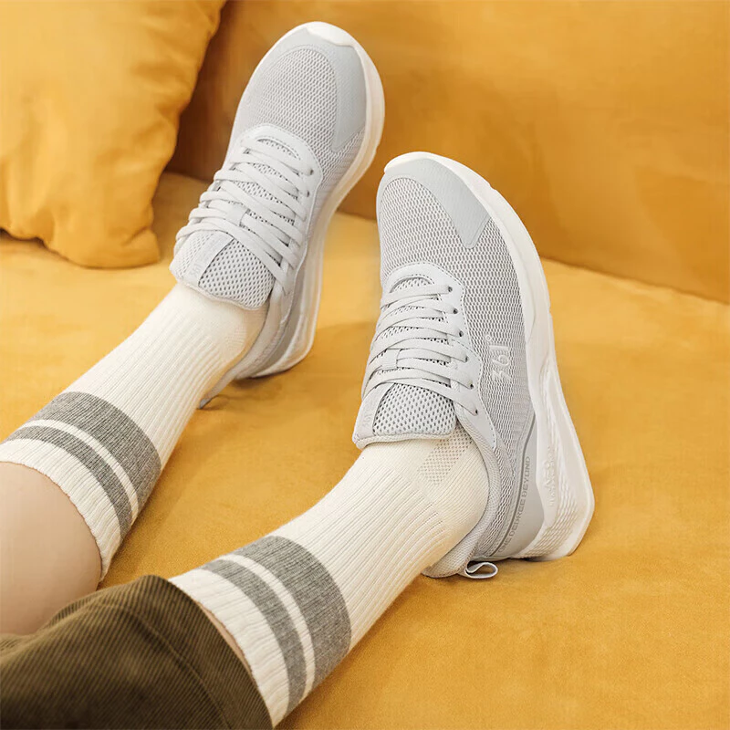 361 Degrees Women's Running Sports Shoes Mesh Breathable Light Outdoor Casual Sneakers Female 682116701F