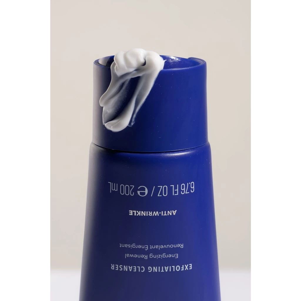 HydroPeptide Exfoliating Cleanser 30ml