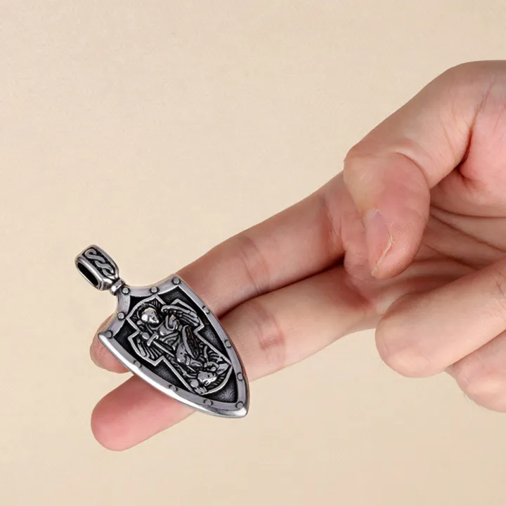 The Archangel Protect Us Medal Stainless Steel Saint Michael Shield Crusader Sword Pendant Amulet Jewelry Accessories