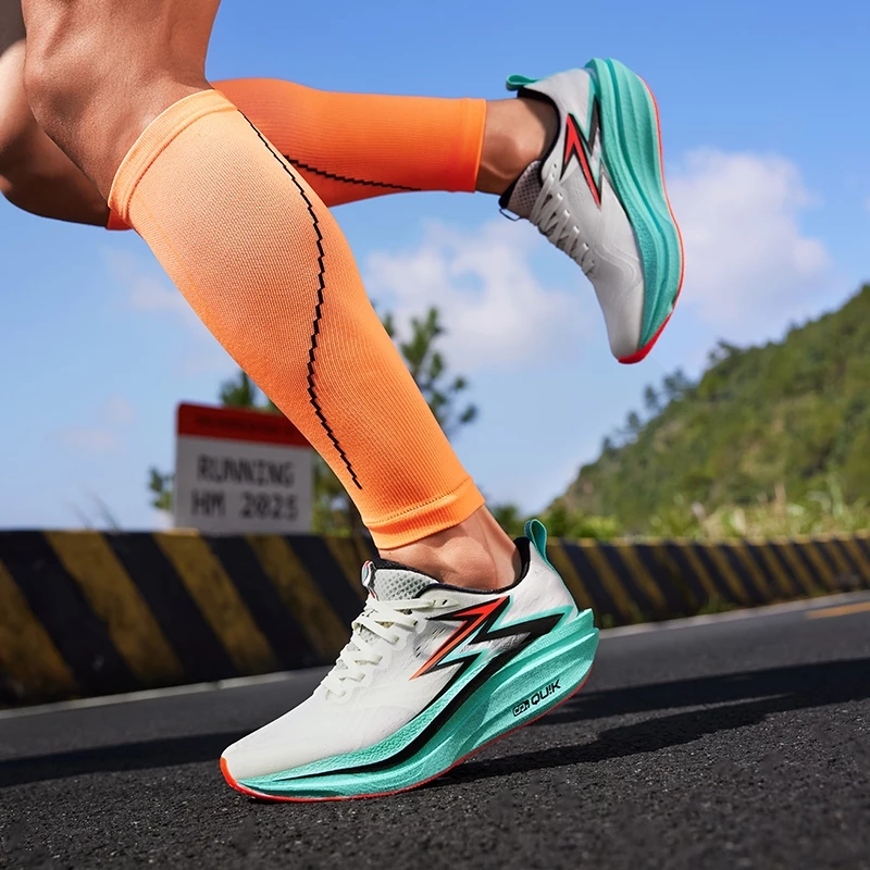 【20KM+】361Degrees Flame 4 Mix Men Running Shoes Professional One-Piece Carbon Plate Breathable Heat-dissipating Comfortable