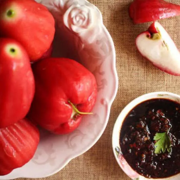 Nature2U Fresh Fruit - Water Guava Red Thailand / Jambu Air Thai / 泰国水蓊 (3PCS | PKT)