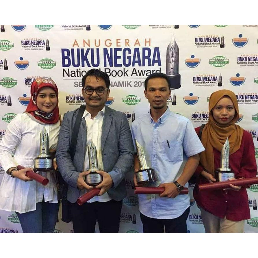 Karyaseni Novel: Inayah : Maria Kajiwa ISBN: 978-967-469-027-4