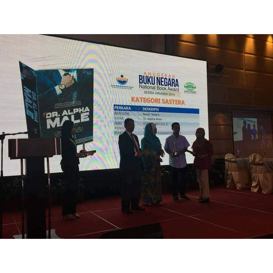 Karyaseni Novel: Inayah : Maria Kajiwa ISBN: 978-967-469-027-4