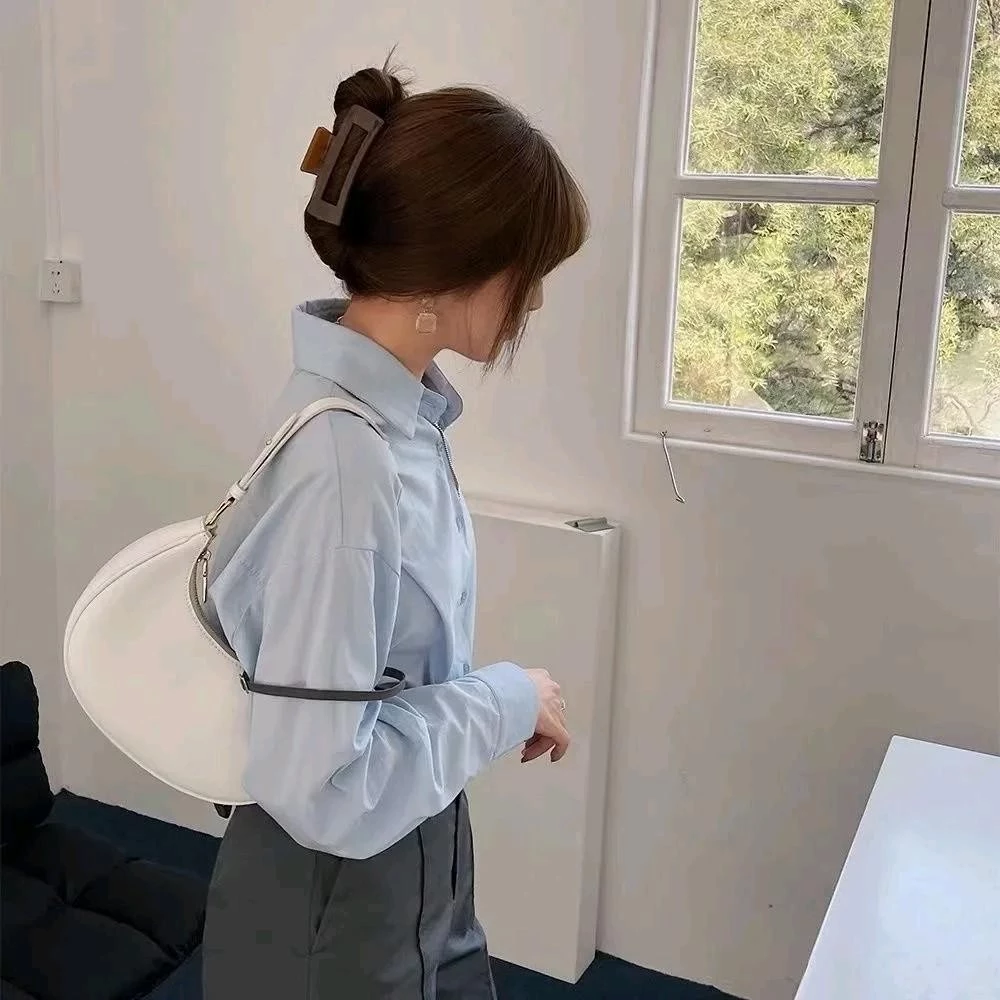 Women's Shoulder Bag | Women's shoulder bag, moon-shaped leather shoulder bag