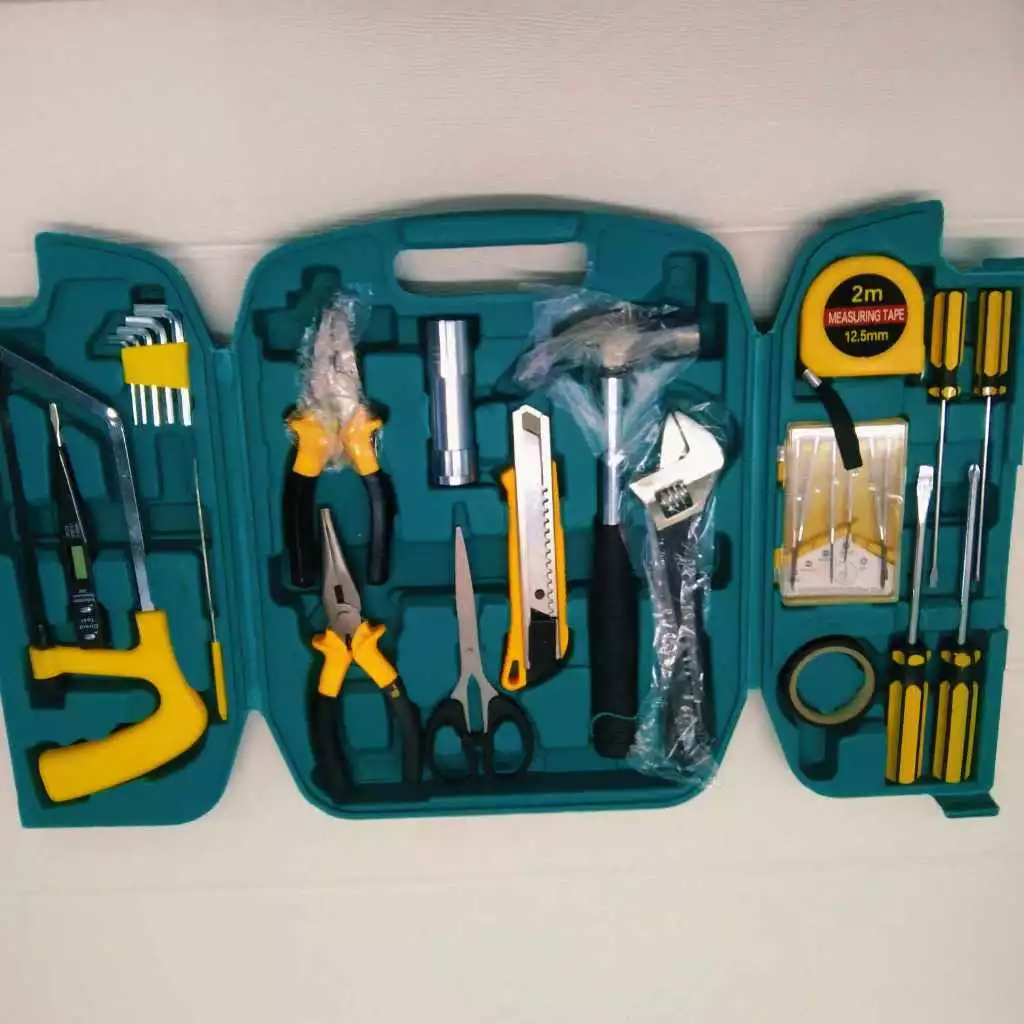 WORKING TOOL 13 PCS TOOLS SET Spanner Sets COMBINATION YL-8013 HARDWARE CAR HOME PACKAGE REPAIRING MULTIFUNCTION TOOLBOX KIT HAMMER SPANNER WRENCH TAPE METER REPAIRING TOOLS SCREW DRIVER SET