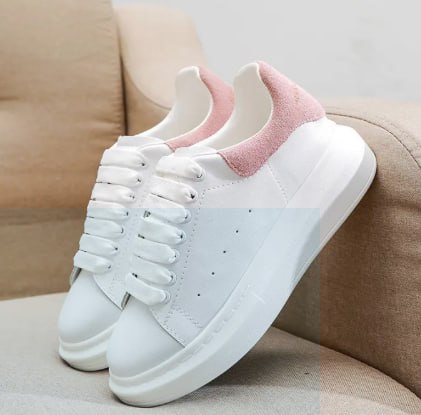 Ready stock Spring Autumn Versatile Alexander Mcqueen White Shoes Men Women Genuine Leather Sneakers Thick-Soled Platform Couple
