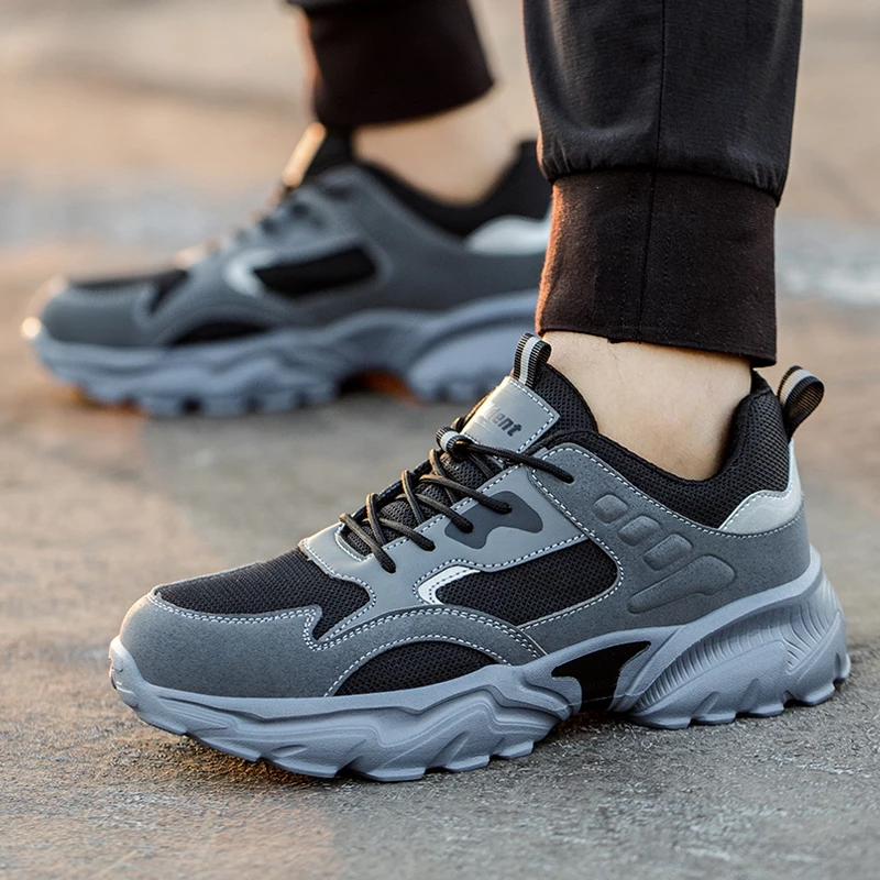 Tulldent Men Safety Shoes Steel Toe Anti-puncture Lightweight Breathable Safety Boots in Black