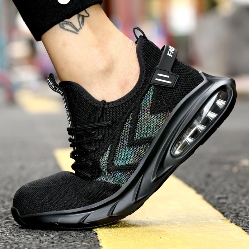 Tulldent Men Safety Shoes Steel Toe Cap Anti-smashing Anti-piercing Breathable Air cushion bottom in Black